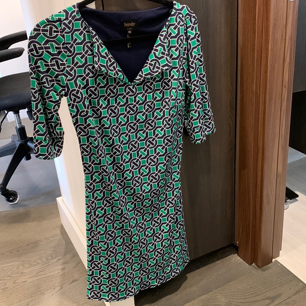 Laundry dress size XS